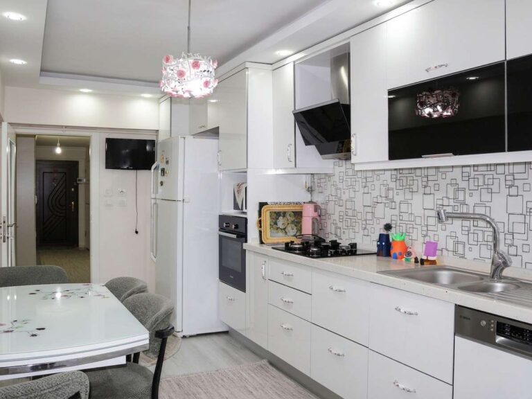 ETİMESGUT ATAKENT’TE 152 m² NET 4+1 | EBEVEYN BANYOLU