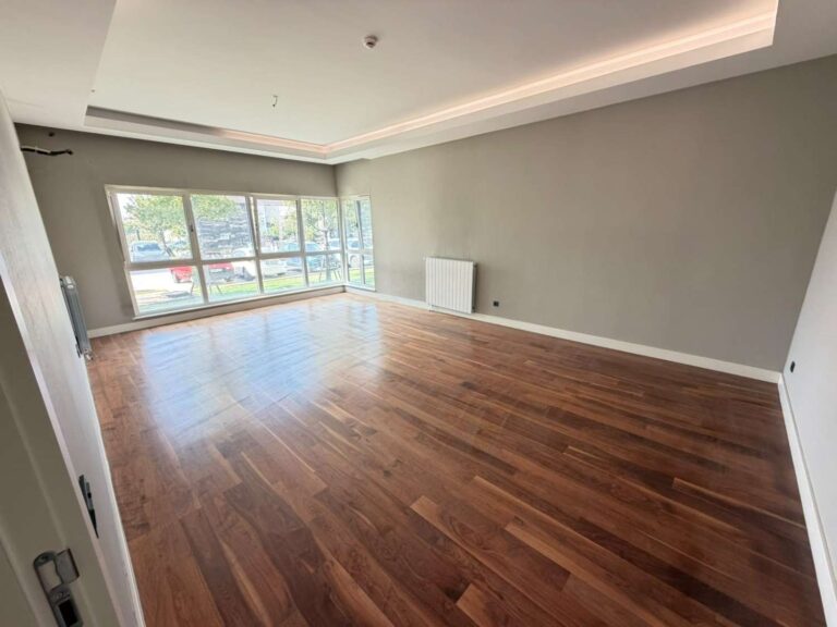 METROMALL KONUTLARI’NDA BÜYÜK TİP 4+1 KİRALIK DAİRE