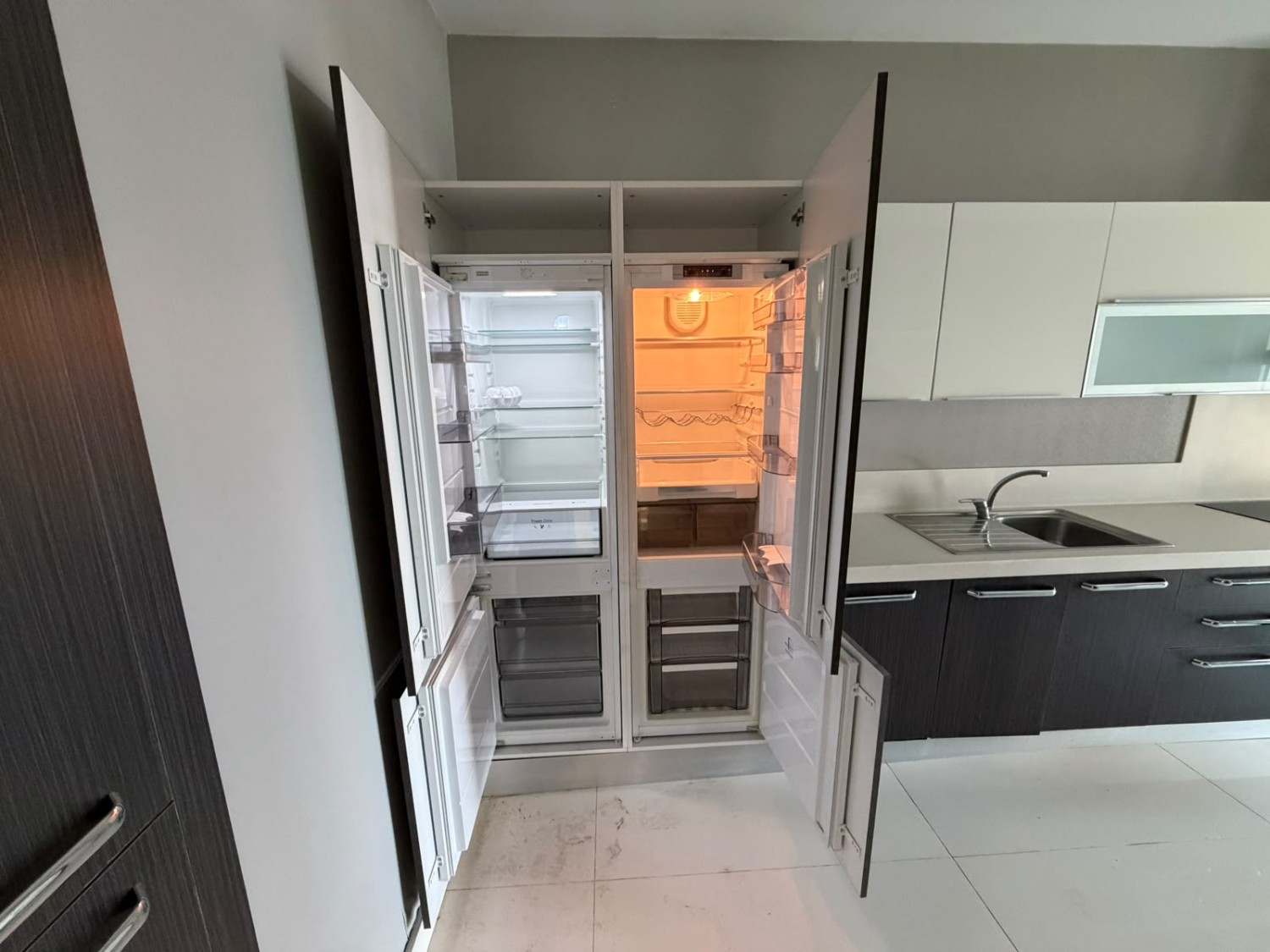 METROMALL KONUTLARI’NDA BÜYÜK TİP 4+1 KİRALIK DAİRE
